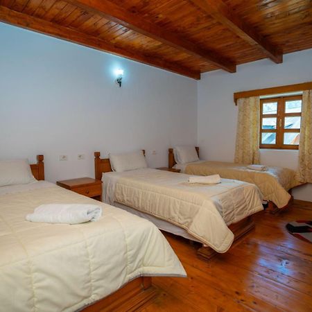 Bujtina Berishta Theth Hotel Kültér fotó