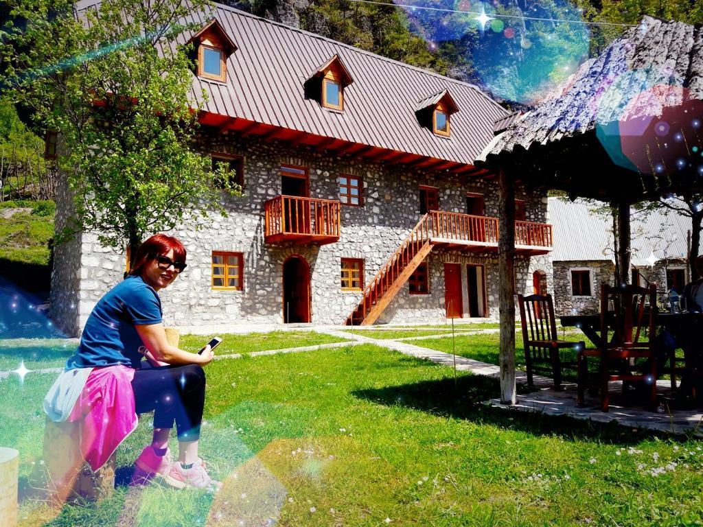 Bujtina Berishta Theth Hotel Kültér fotó